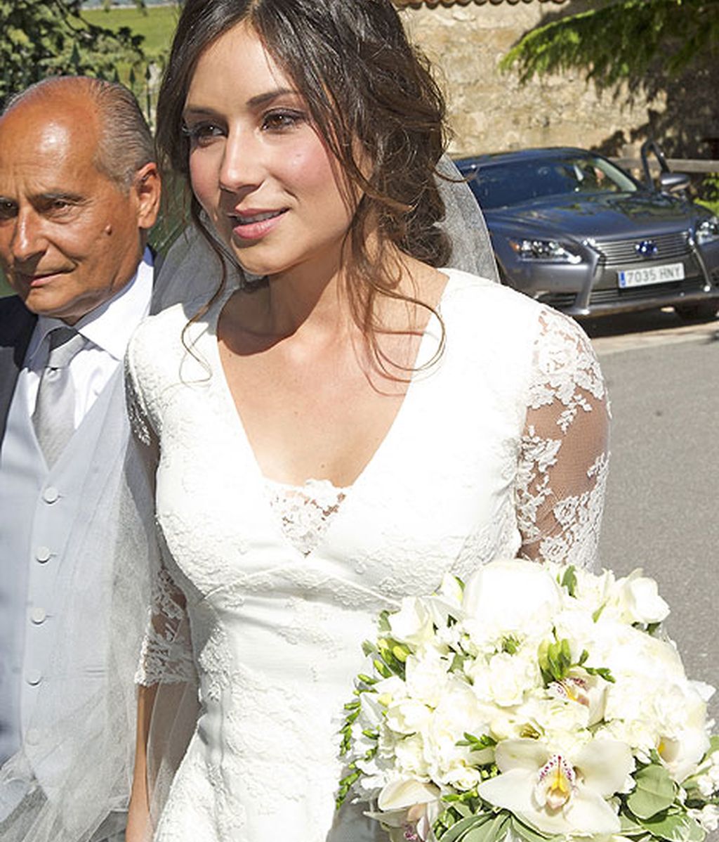 Colores pastel y reencuentro de exparejas en la boda de Israel Bayón y Cristina Sainz
