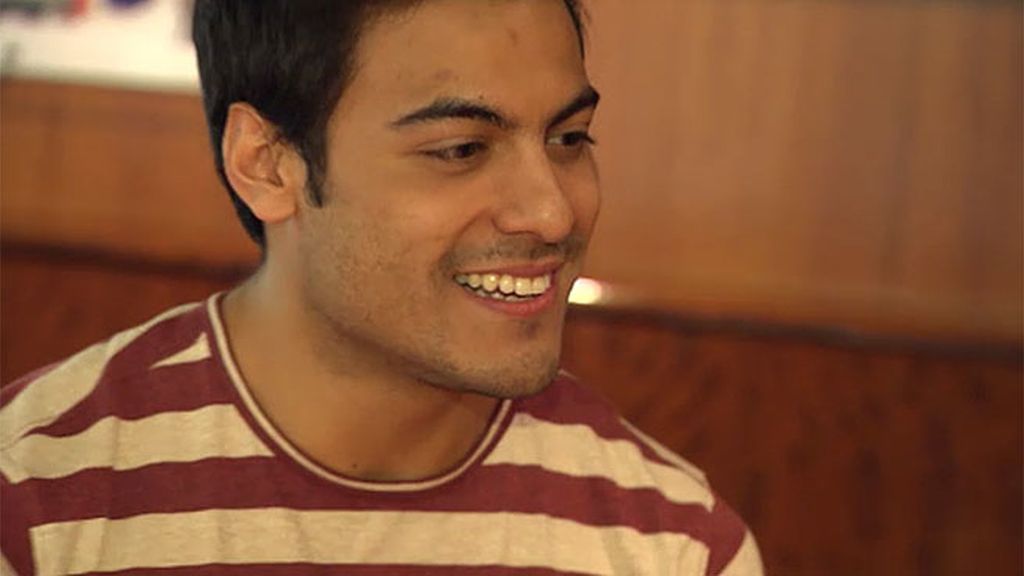 Oriana se fija más en el cantante que en Rafa