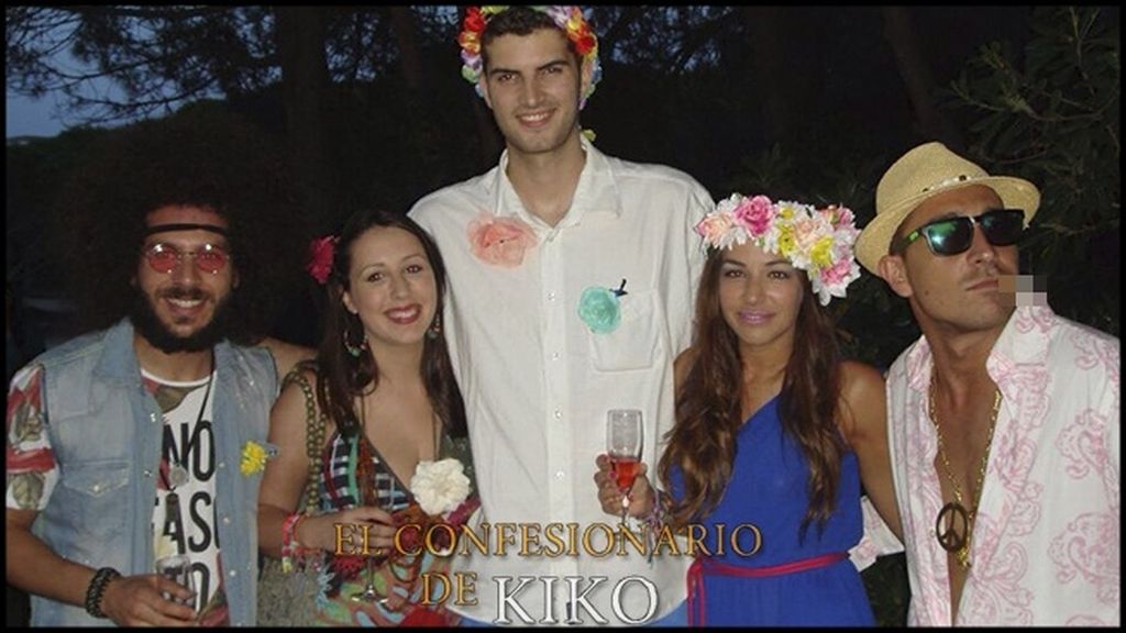 La ex pareja se reencuentra en una cena con sus seguidores