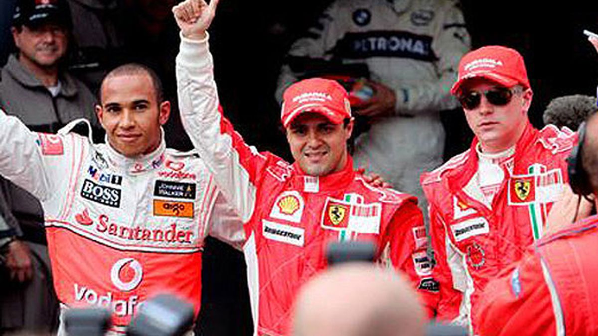 A Hamilton, Raikkonen y Massa se ha unido otro candidato al título: Robert Kubica. FOTO: EFE.