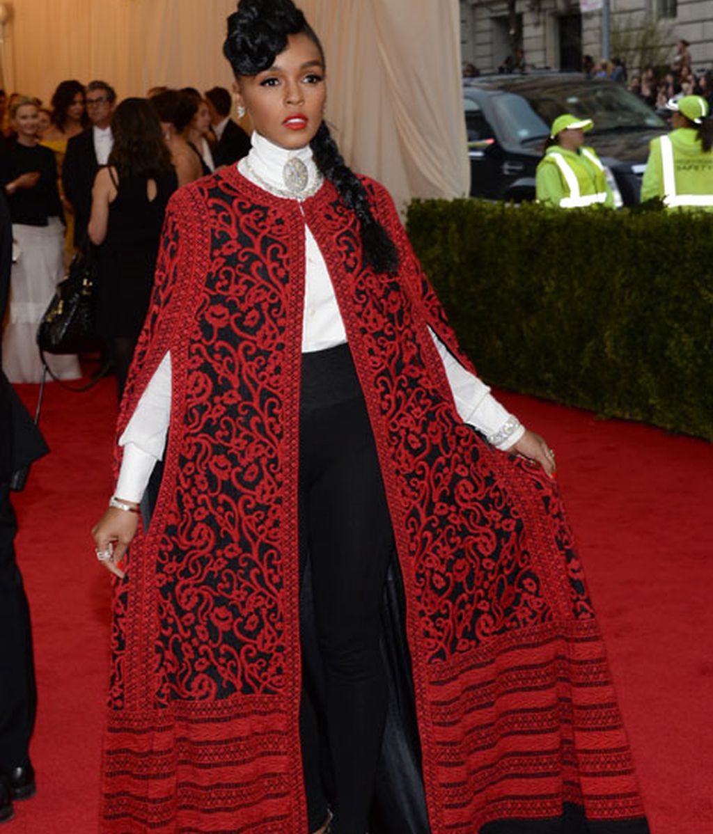 Janelle Monae de Tadashi Shoji