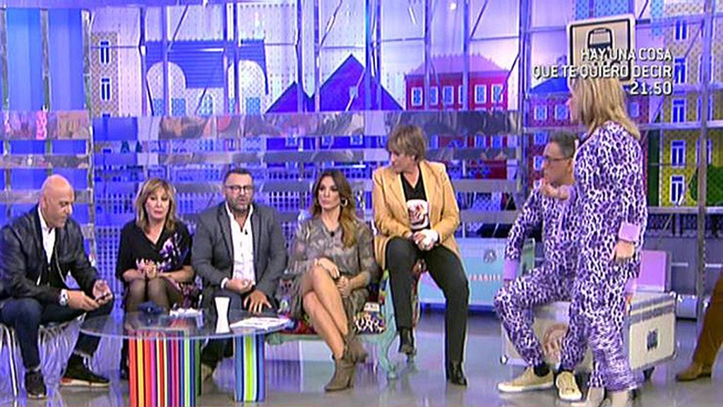 Kiko Hernández y Lydia Lozano, con el pijama de la colaboradora