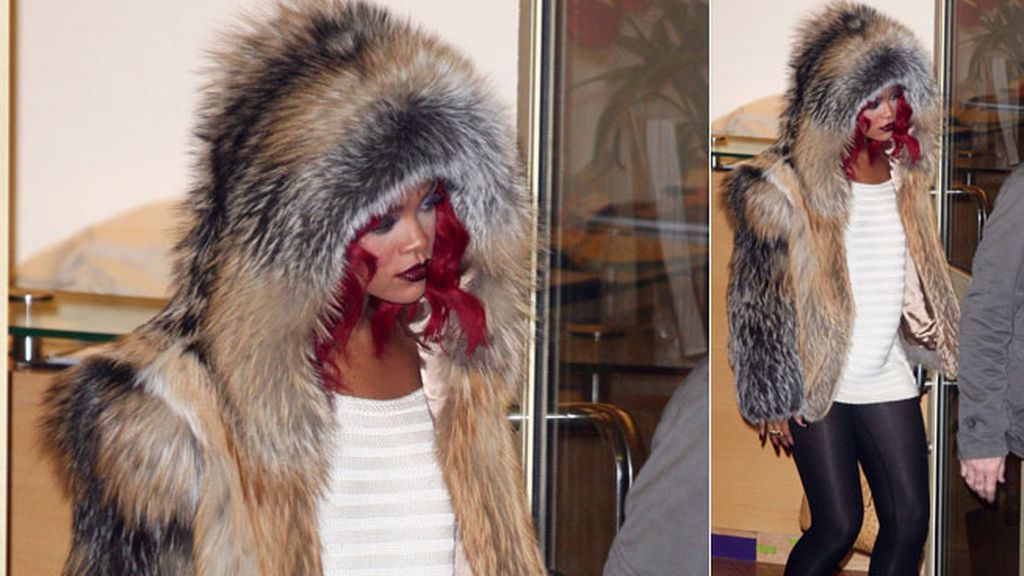 Rihanna, la peor vestida, según PETA