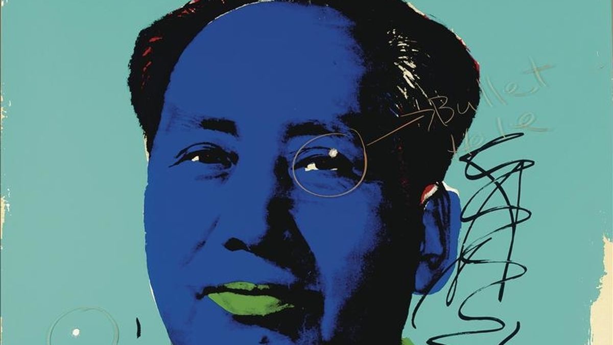 Imagen cedida por Christie's de un retrato de Mao Zedong realizado por Andy Warhol, perteneciente a la colección del fallecido actor Dennis Hopper, que fue vendido por 302.500 dólares (233.370 euros). EFE Imagen cedida por Christie's de un retrato de Mao Zedong realizado por Andy Warhol, perteneciente a la colección del fallecido actor Dennis Hopper, que fue vendido por 302.500 dólares (233.370 euros). EFE