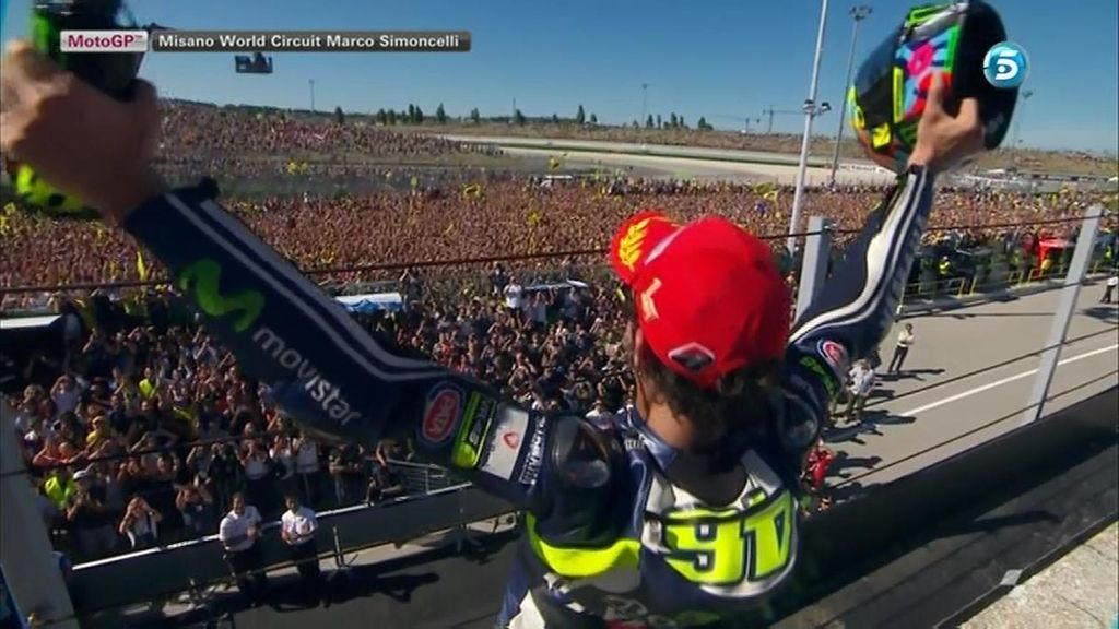 Rossi logra su victoria más deseada en Misano