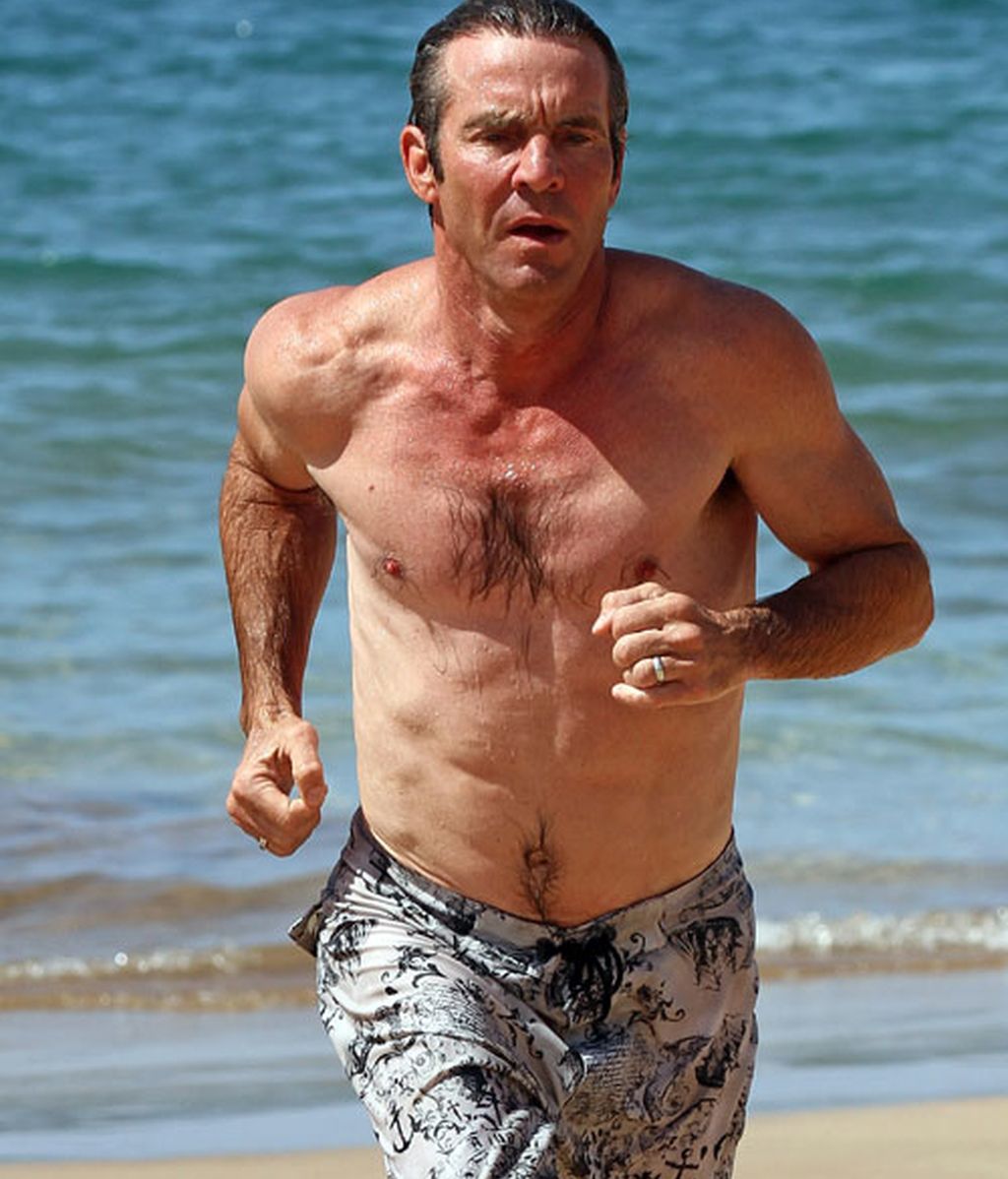 Dennis Quaid luce un 'prodigioso' físico