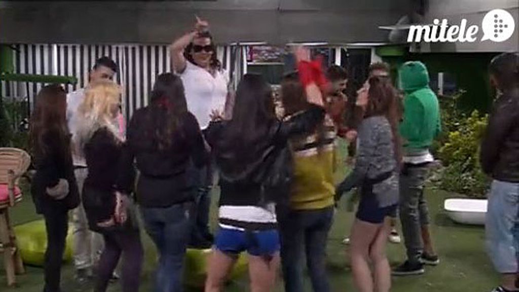 Los chicos le han dedicado un baile a Miriam, la última expulsada