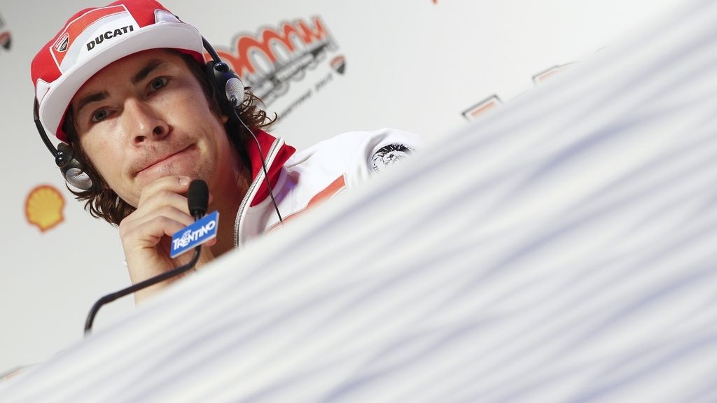 Nicky Hayden, en rueda de prensa