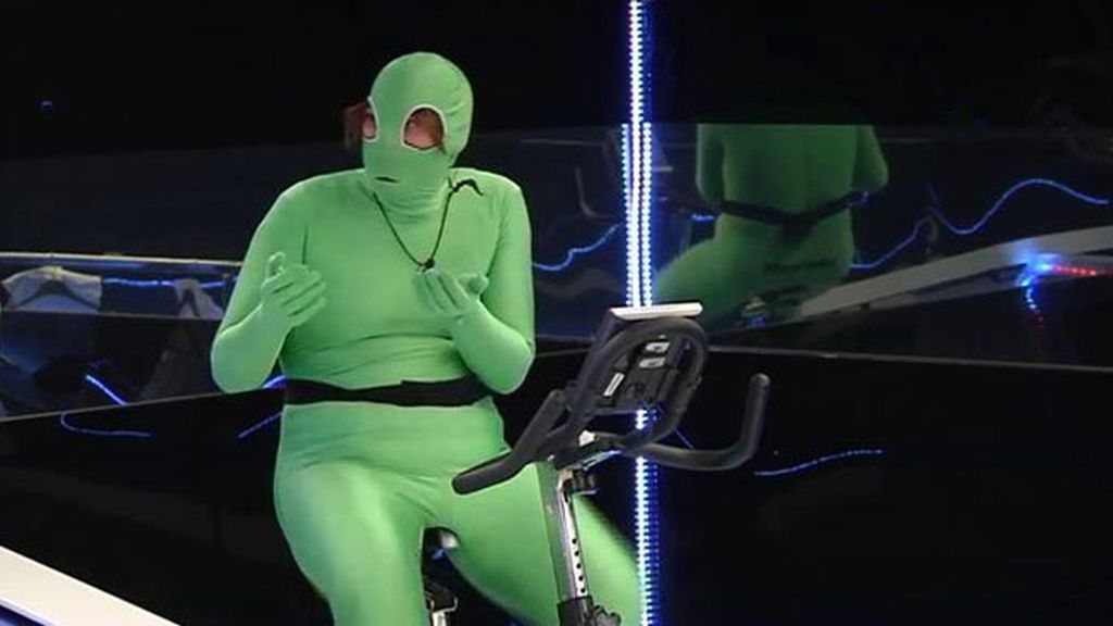 Presume de su disfraz de "marciano"