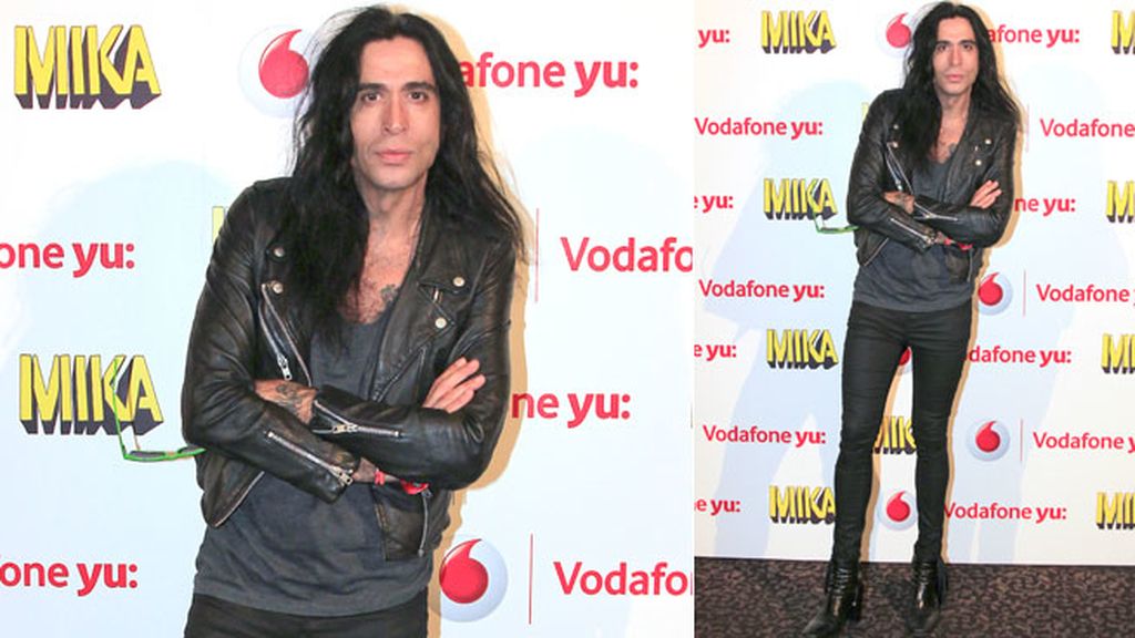 Mario Vaquerizo llevó su chupa de cuero