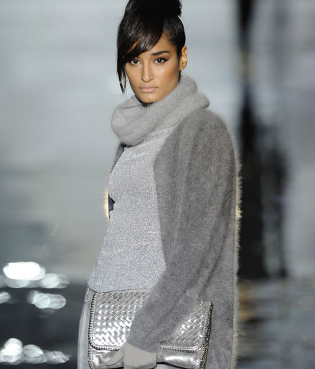 Roberto Verino: Vuelve el 'glamour' de los cincuenta