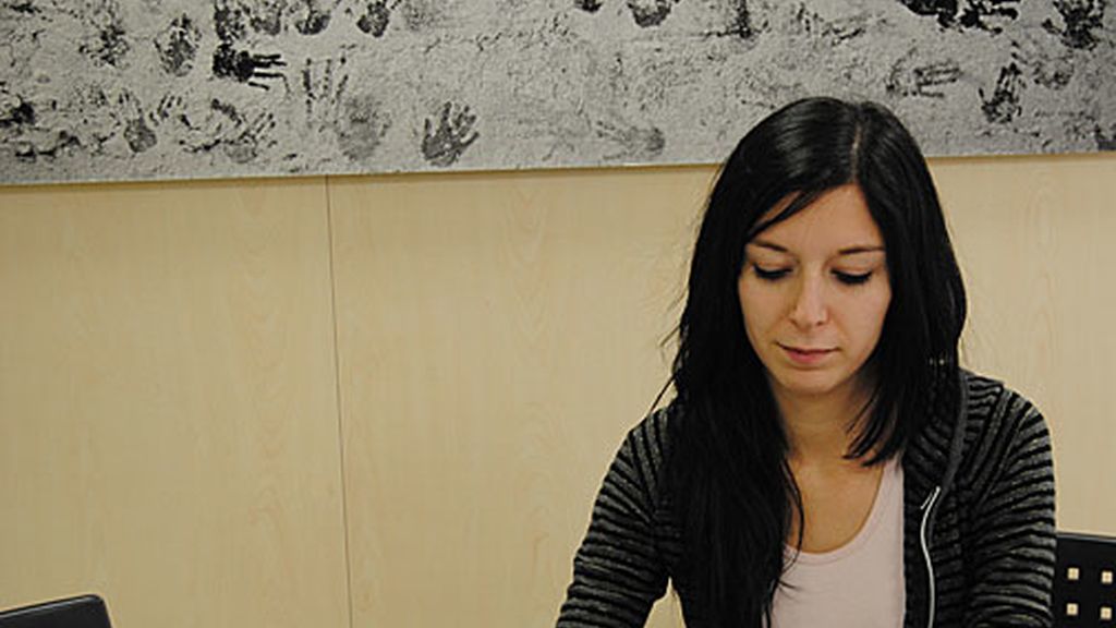 Azucena, de GH 12+1, visita telecinco.es