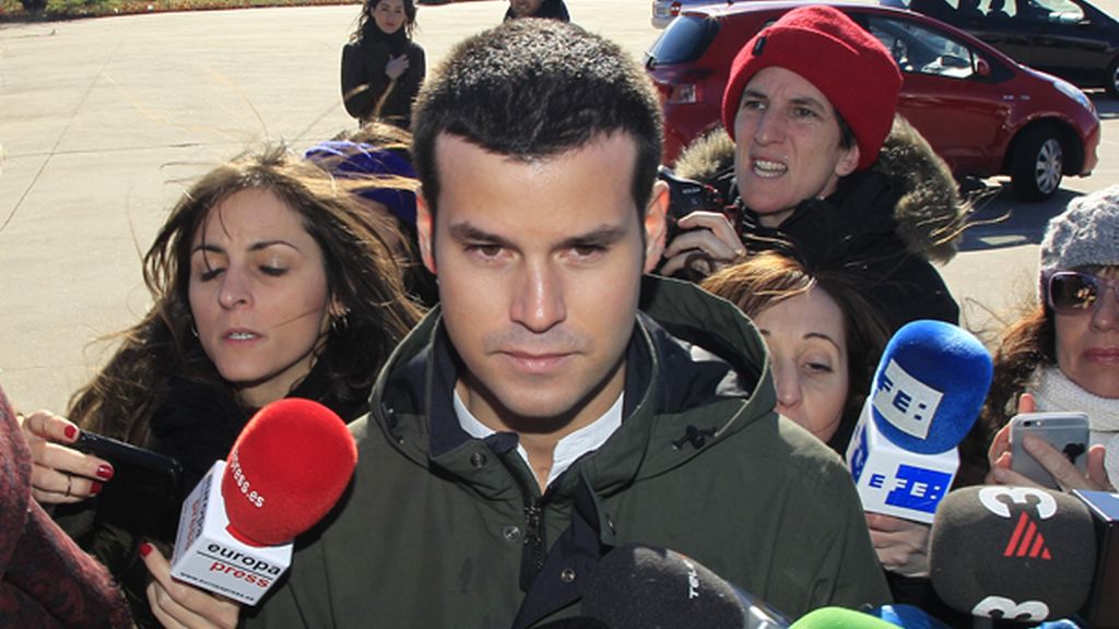 BARCENAS JR