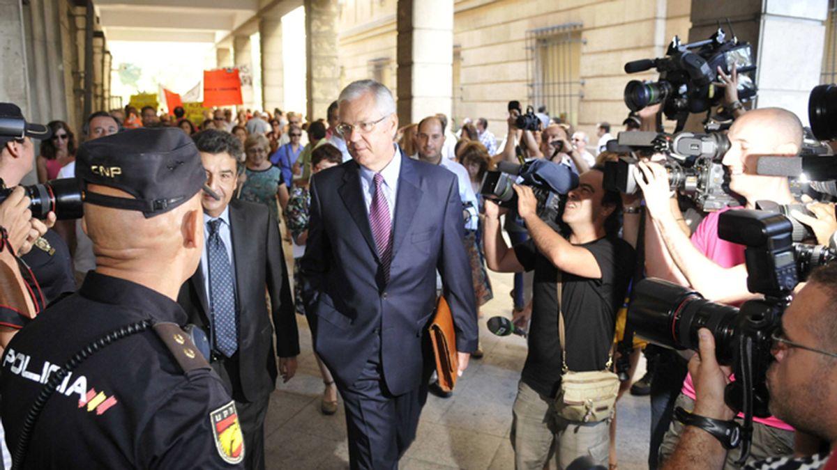 El exinterventor general de la Junta de Andalucía declara ante la juez Alaya
