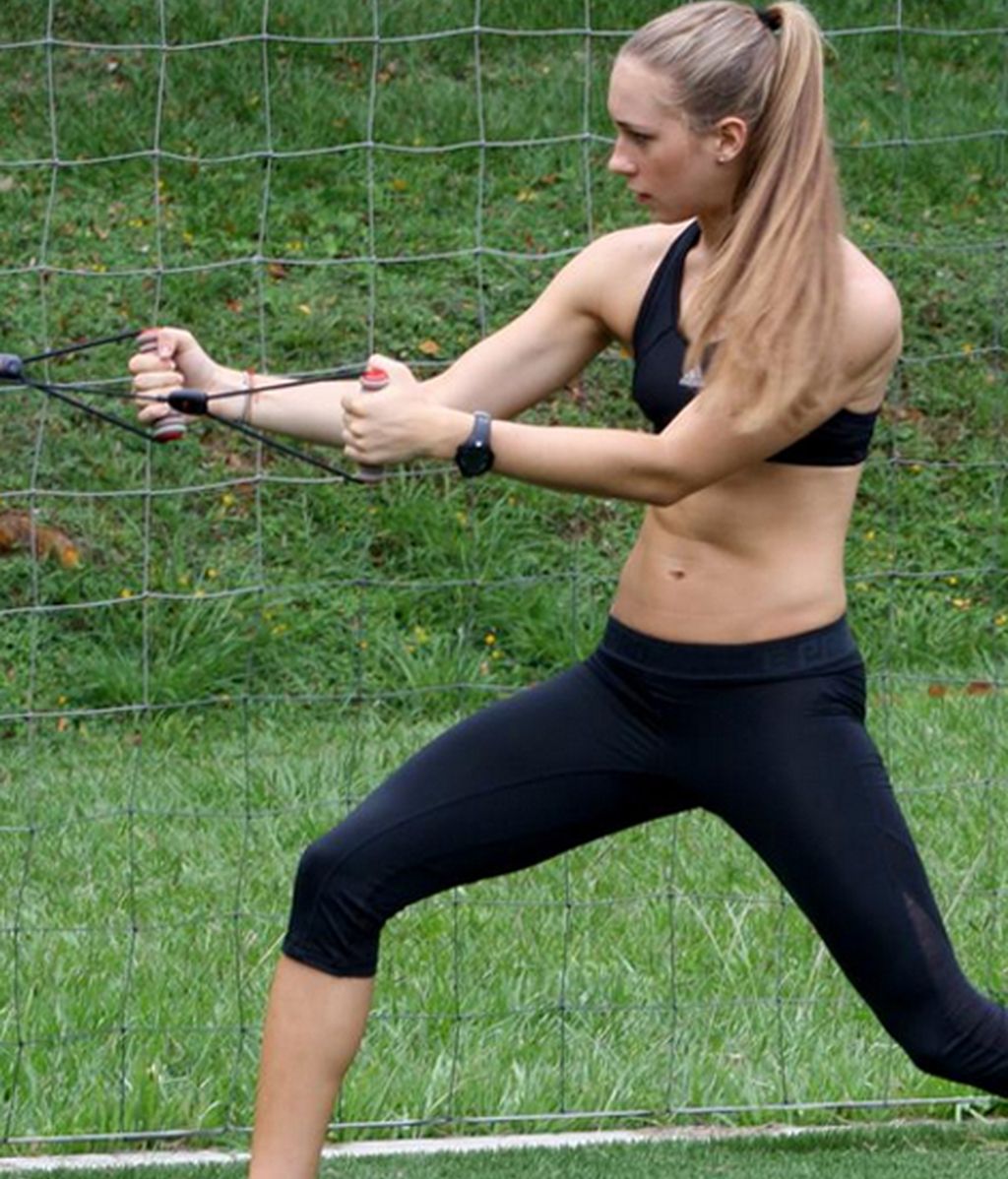 El perfil de la futbolista en Twitter es una colección de sonrisas, estilo y mucho fútbol