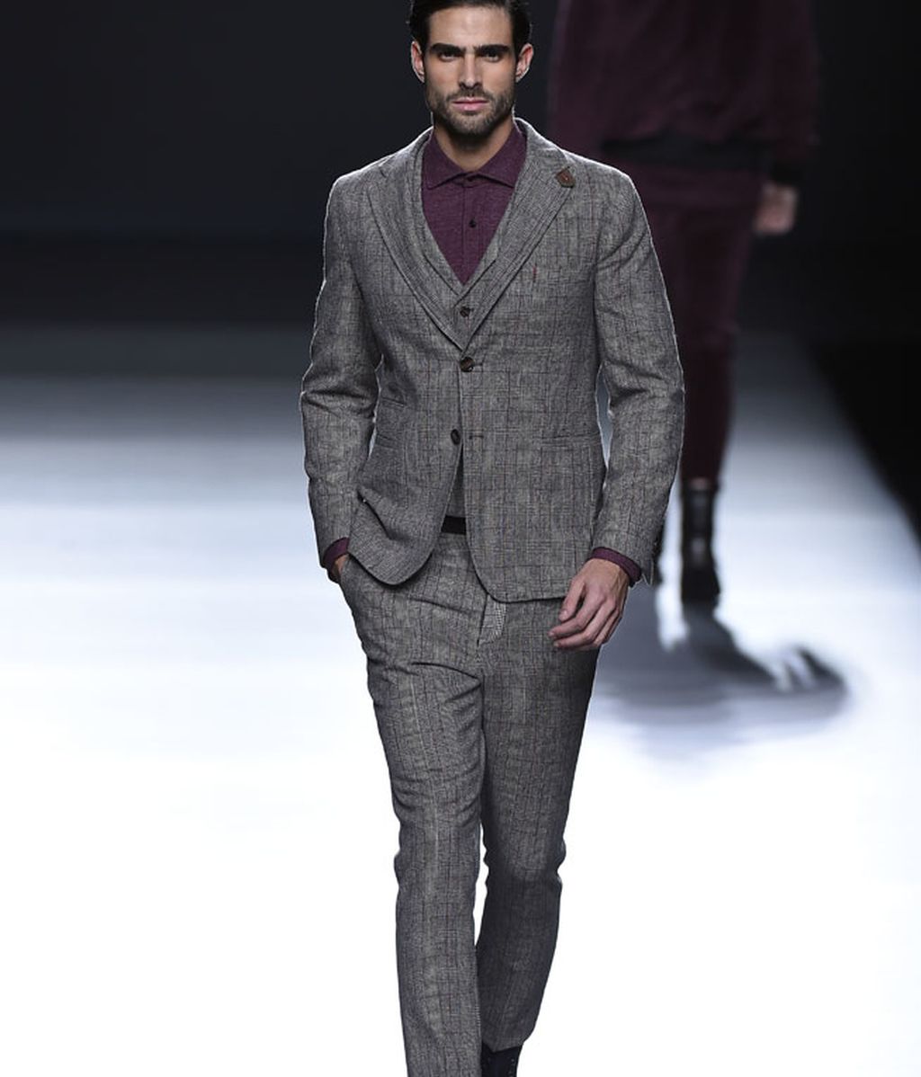 Julio Torcato. Two (2) collection