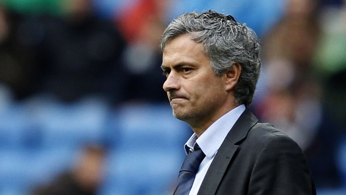Jose Mourinho comienza su segunda temporada Jose Mourinho comienza su segunda temporada