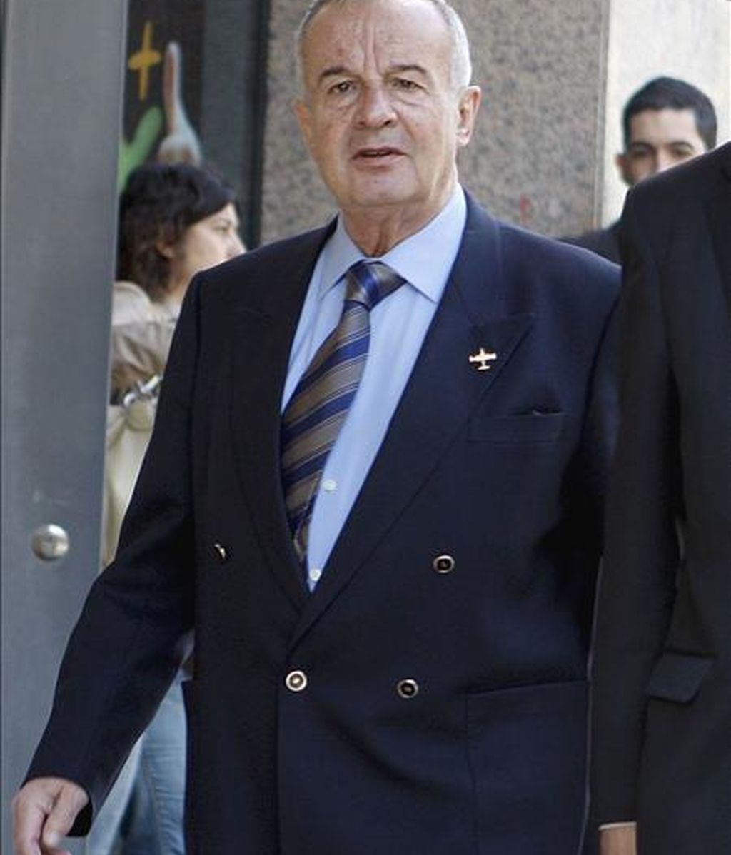 El general de Sanidad Vicente Navarro. EFE/Archivo El general de Sanidad Vicente Navarro. EFE/Archivo
