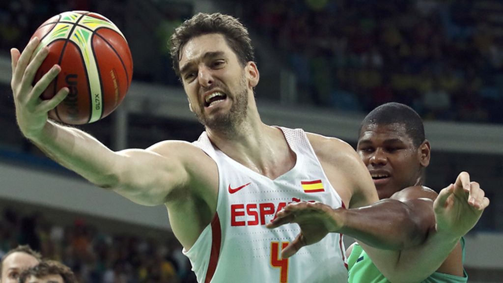 La selección española de baloncesto pierde ante la anfitriona y suma la segunda derrota