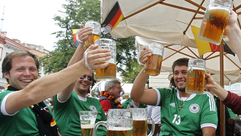 Varias bodas, y mucha cerveza