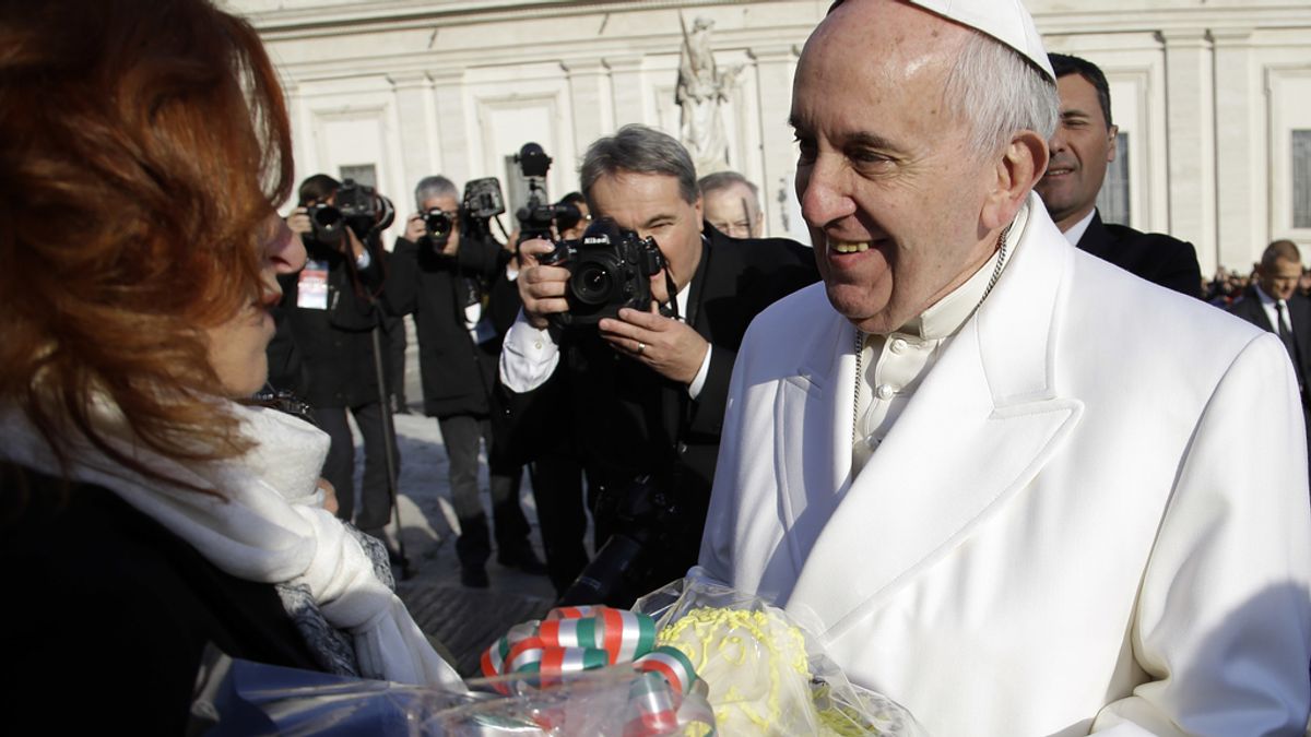 La primera tarta de cumpleaños del Papa Francisco