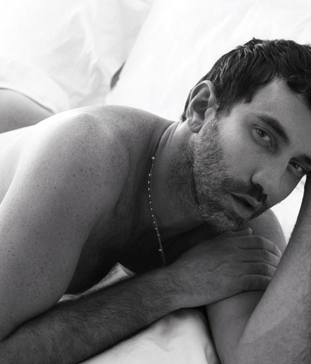 Crawford, Cyrus y Kerr en la intimidad: compartiendo almohada con las celebrities