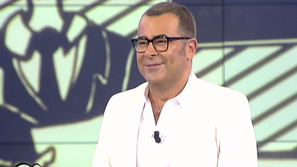 El programa le ha recibido con un ramo de flores