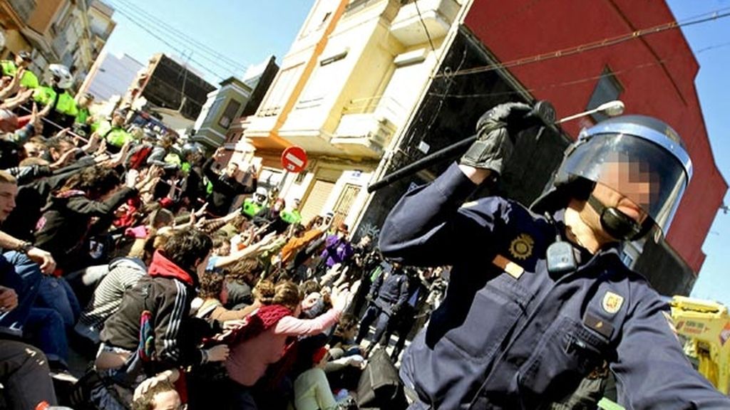 Batalla campal en el Cabanyal