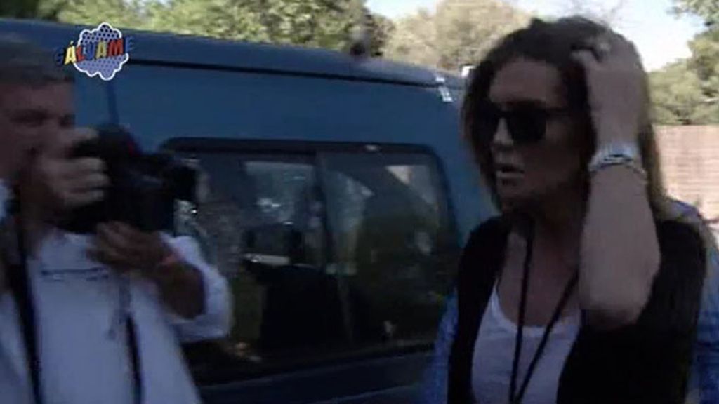 La llegada de las hermanas al tanatorio