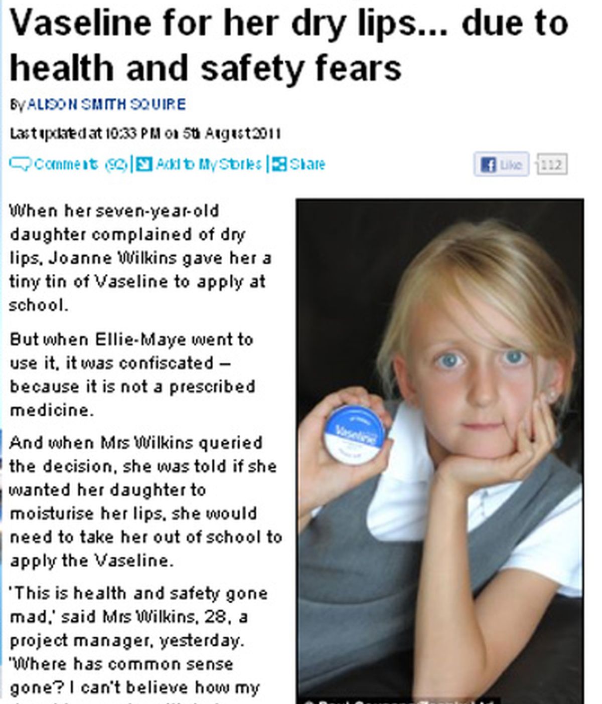 La niña muestra su vaselina como algo inofensivo. Foto: Daily Mail