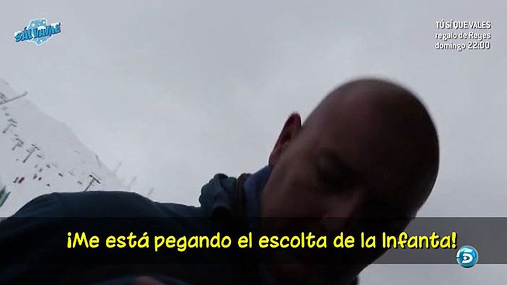 Un fotógrafo asegura haber sido agredido por el escolta de la Infanta Elena, pero testigos lo desmienten