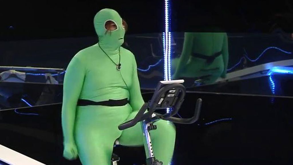 Presume de su disfraz de "marciano"