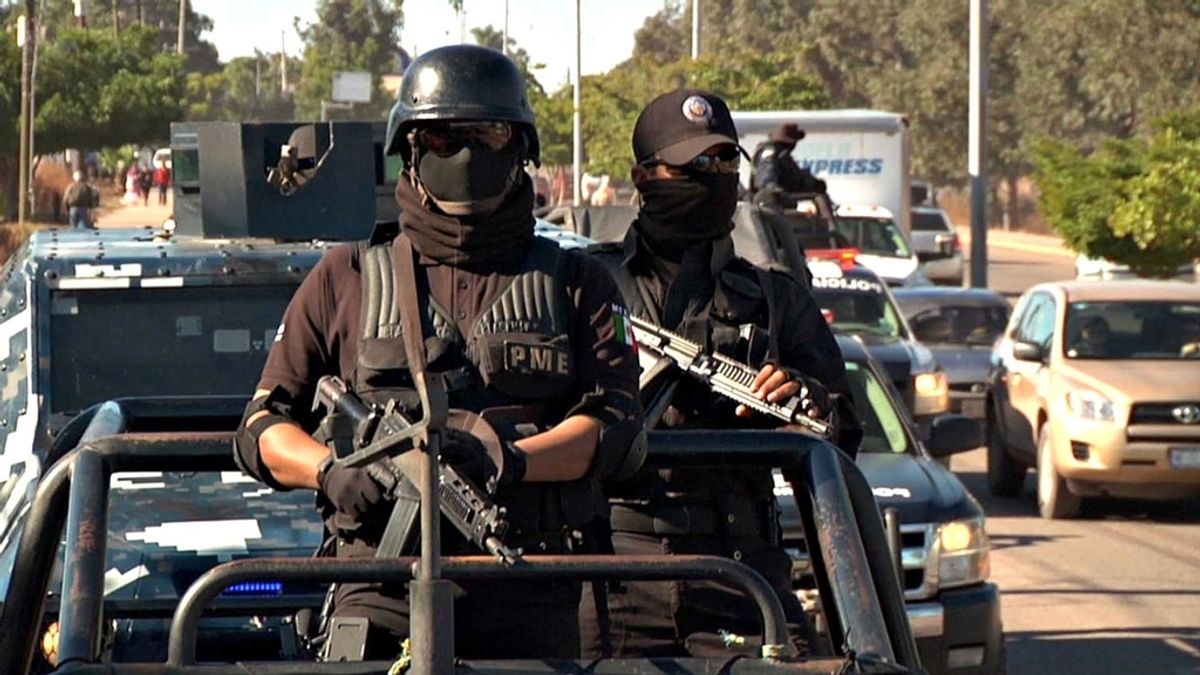 'Policía Internacional' en México