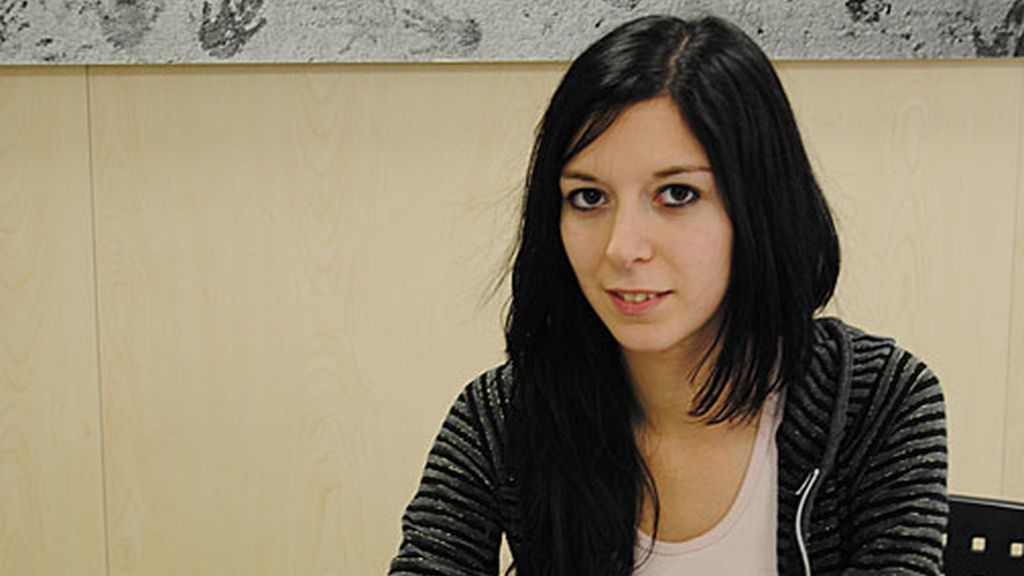 Azucena, de GH 12+1, visita telecinco.es