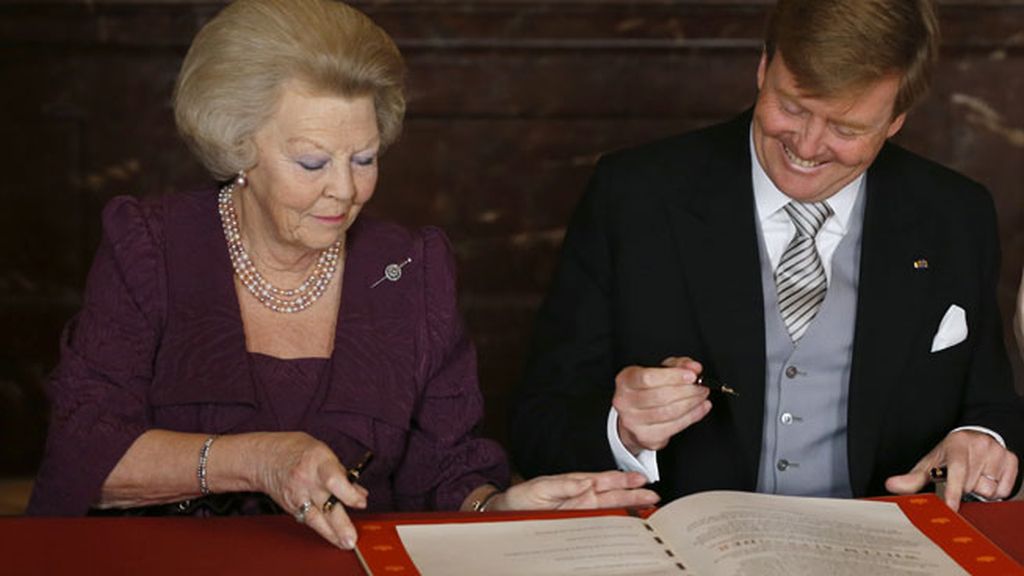 Le cede el documento a su hijo, Guillermo Alejandro