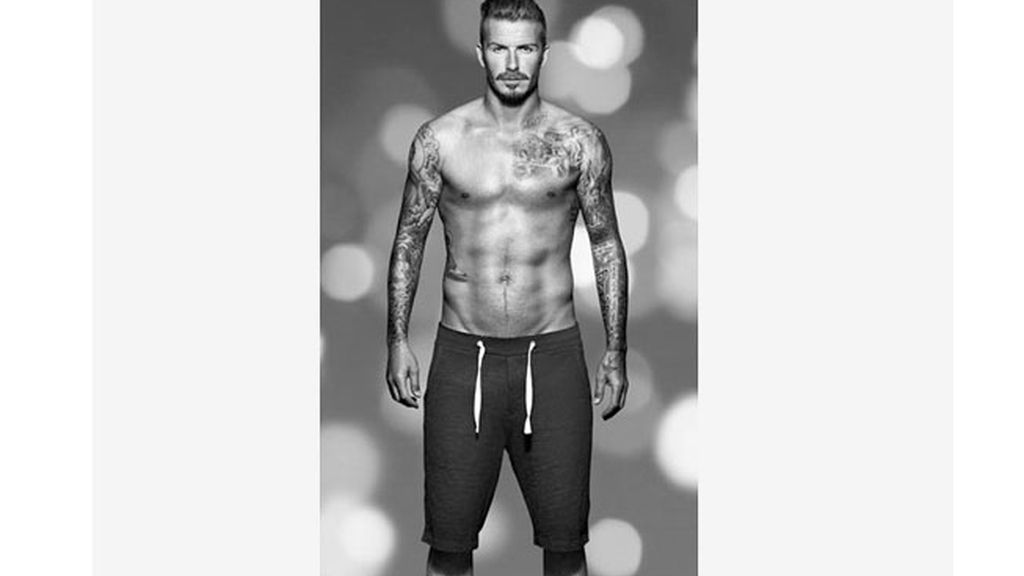 David Beckham se vuelve a quedar en calzoncillos para H&M