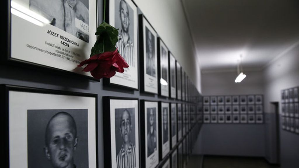 El día del Holocausto, celebración para homenajear a las víctimas de los campos de concentración nazis