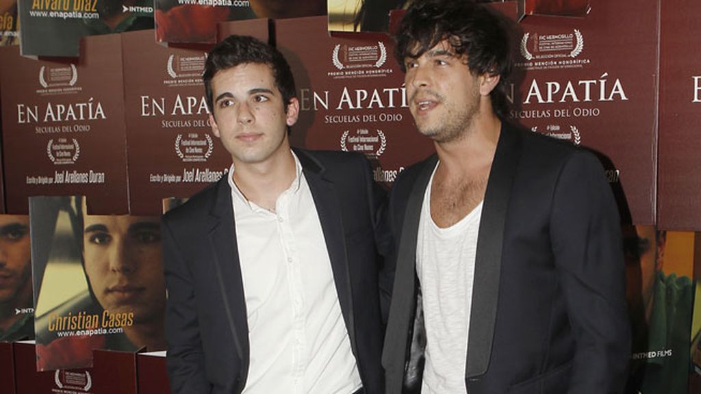 Mario Casas apoya a su hermano Christian
