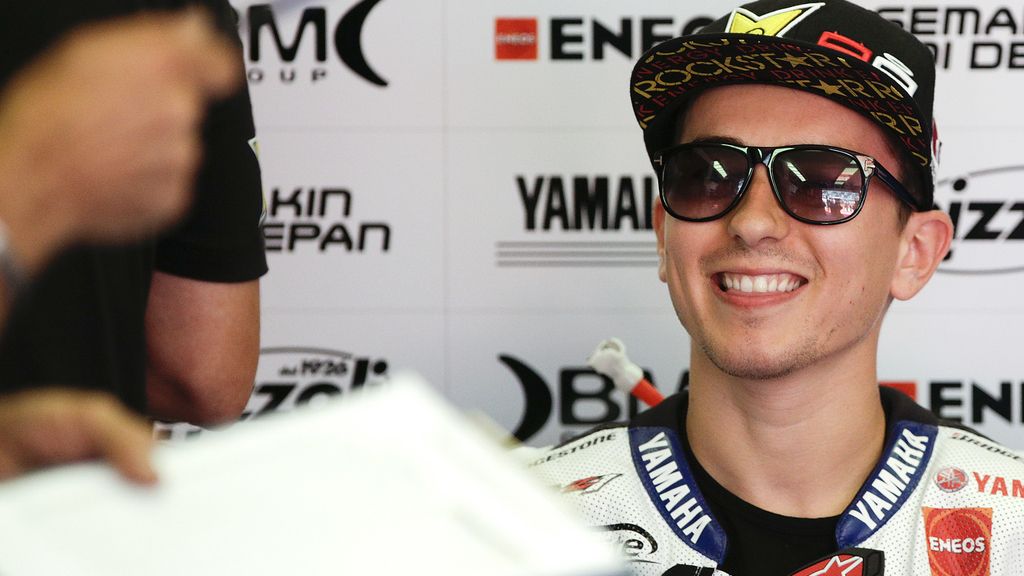 Lorenzo, sonriente tras liderar las dos primeras tandas de libres del GP de Italia