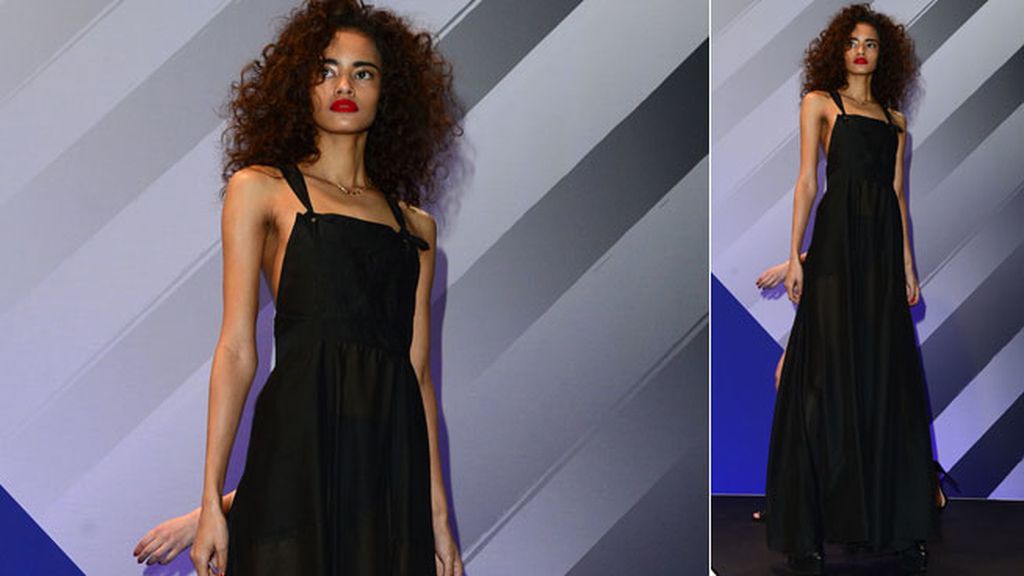 La cantante incorpora elementos del look rapero