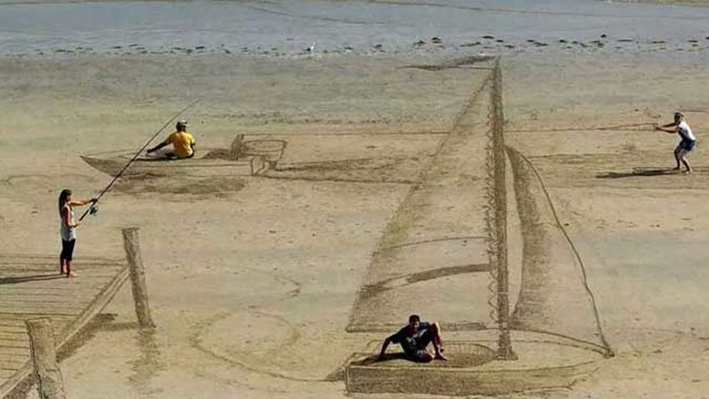 Crea imágenes en 3D con arena de playa