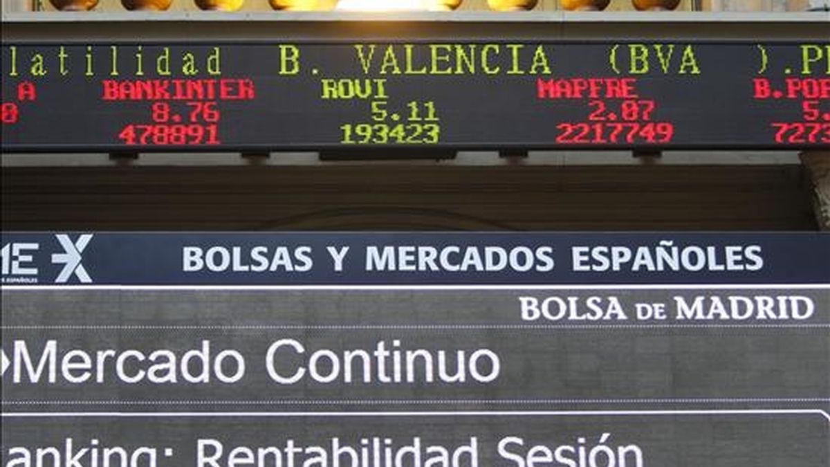 En la imagen, panel de cotizaciones en la Bolsa de Madrid. EFE/Archivo