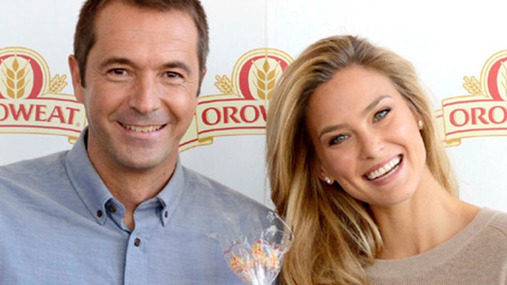 Manu carreño y Bar Refaeli