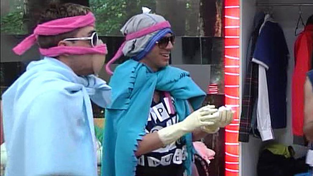 Los chicos no se separan de sus gorros