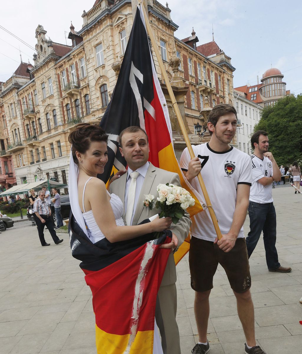 Varias bodas, y mucha cerveza