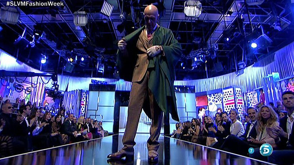 Estampados geométricos, espectaculares tocados, capas...