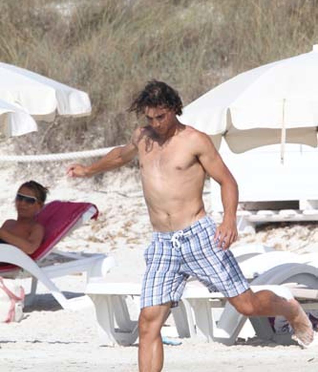 Rafa Nadal, el rey del balón de playa