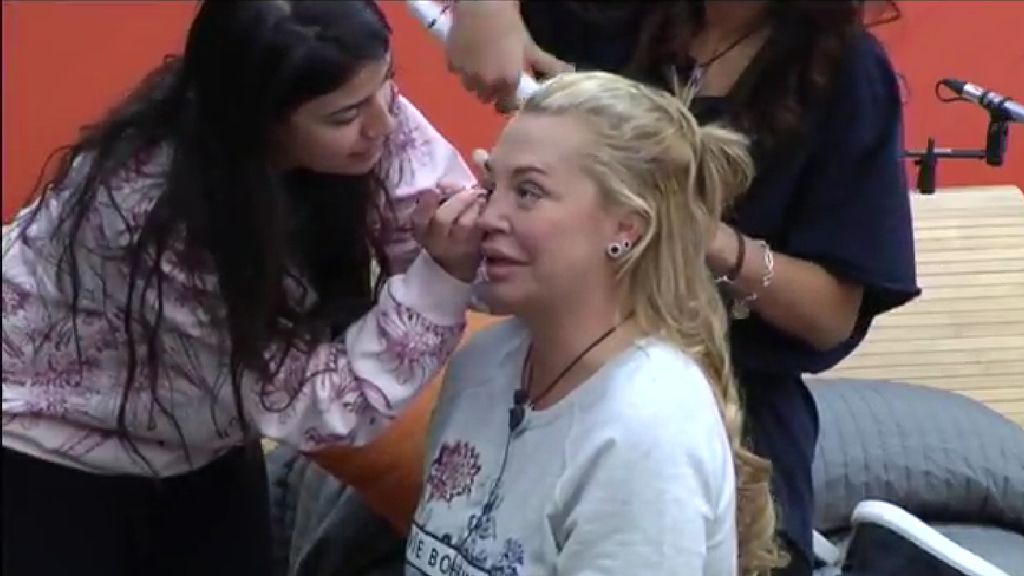 Belén Esteban se prepara para la ‘Sálvame Fashion Week’ en la Casa de ‘GH’