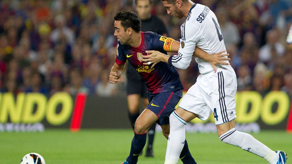 Xavi Hernández presionado