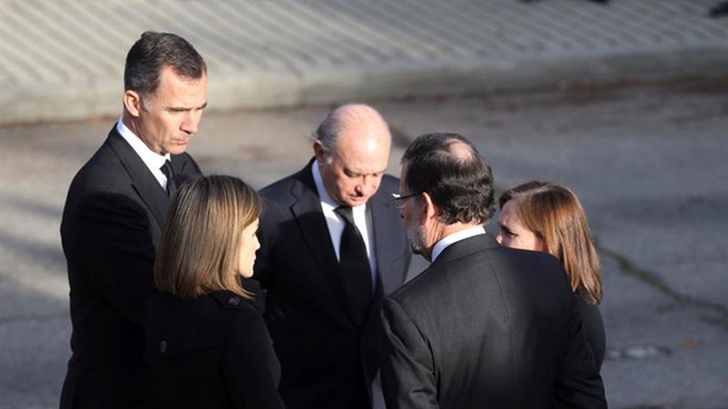 Las imagenes del funeral de Estado por los policías fallecidos en Kabul